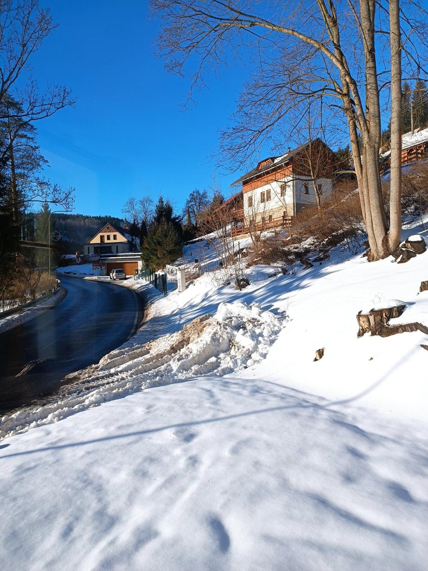 Apartman Na Mechu Janov nad Nisou Luaran gambar